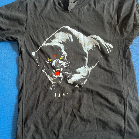 Vlone - Picture 1 of 3